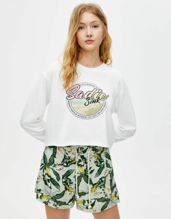 Sadie Sink Printed Bermudas - Image 4